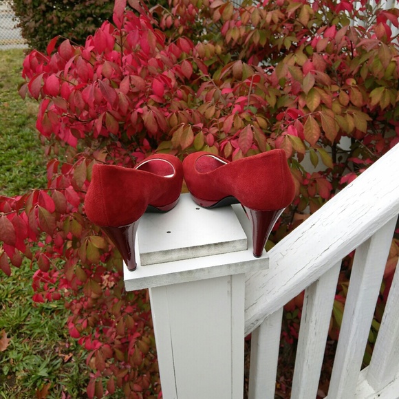 Style&co. "Celine" Leather Pumps Open toe design. - Picture 8 of 8