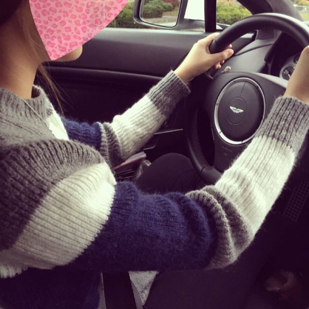 Sweater - Picture 2 of 3