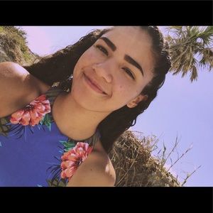 Meet your Posher, Cindy