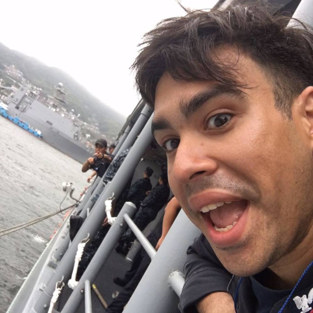 Meet your Posher, Elijah