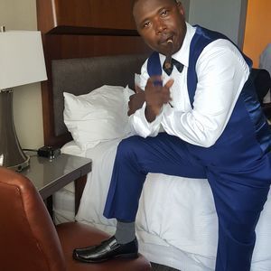 Meet your Posher, Ambrose