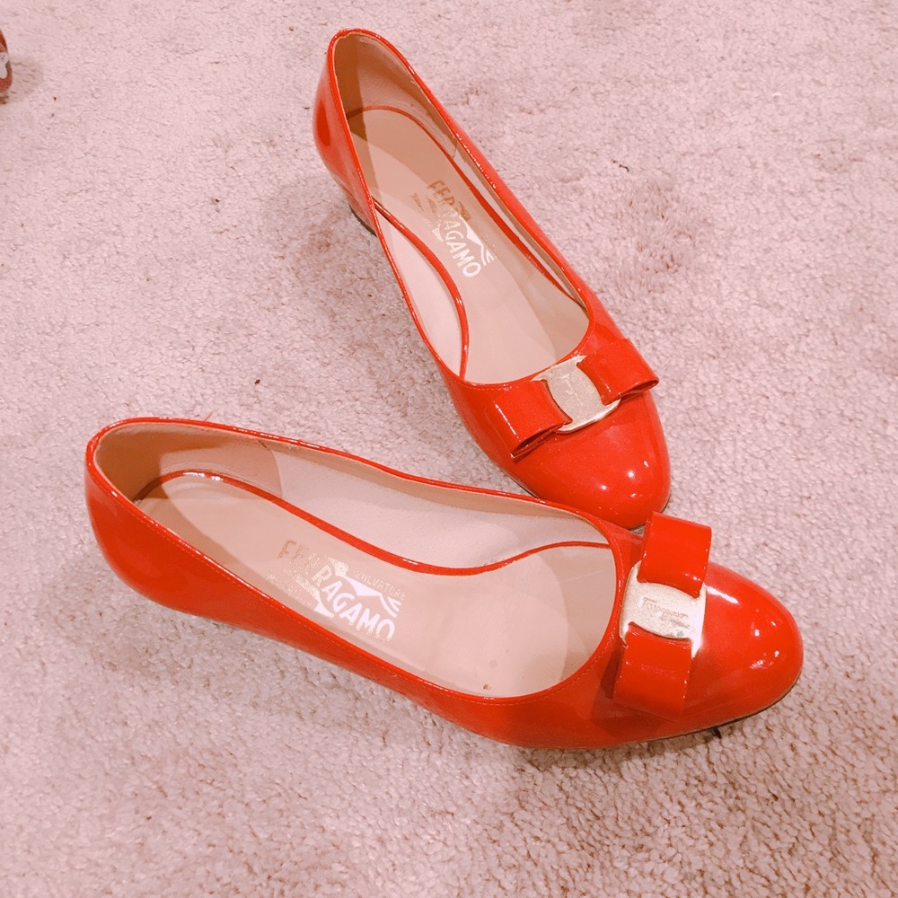 Ferragamo - Picture 3 of 6