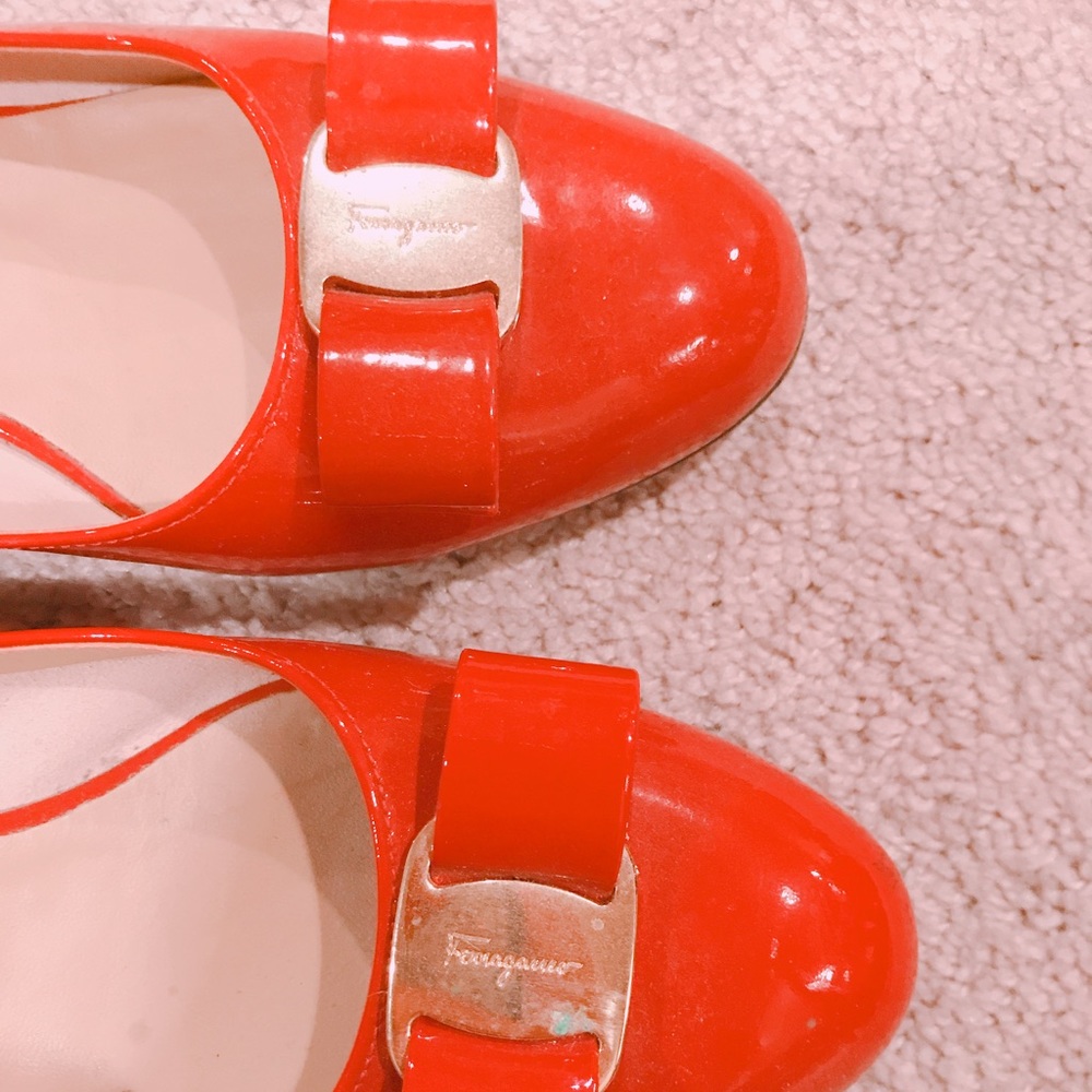 Ferragamo - Picture 4 of 6