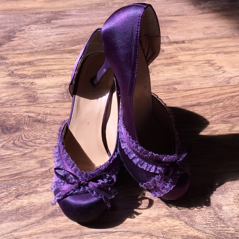 Purple GoMax heels