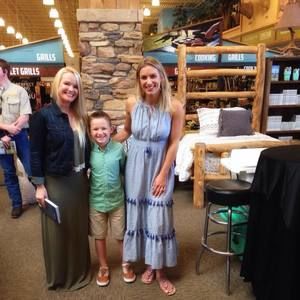 Meet your Posher, Amy