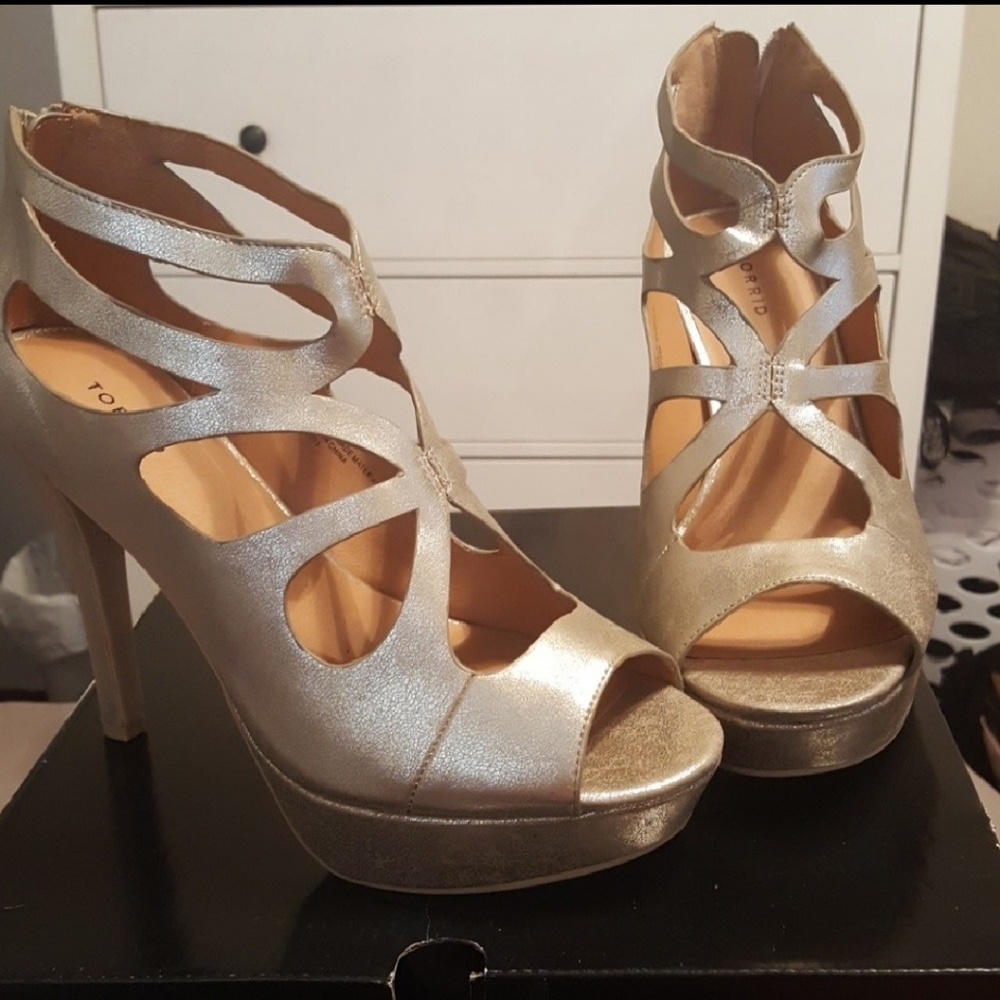 Gold Strappy Sandal (still available)