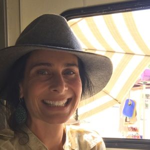 Meet your Posher, Chrissie
