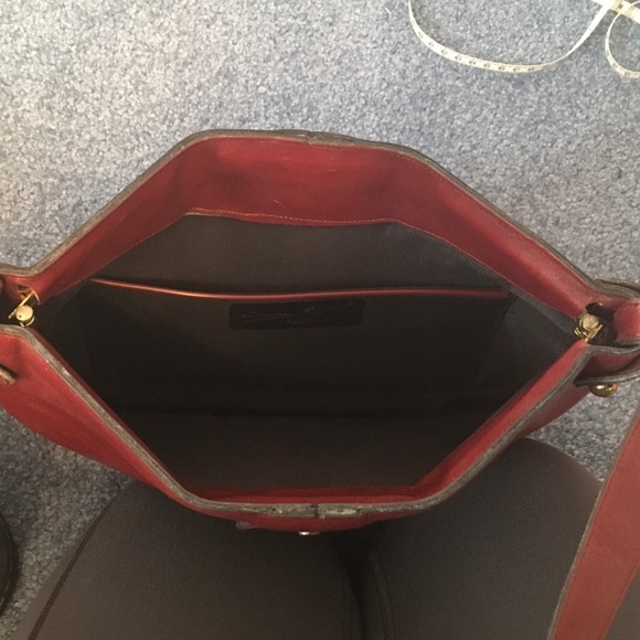 Vintage Etienne Aigner hinged leather bag - Picture 4 of 6