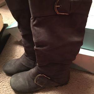 Suede riding boots-grey