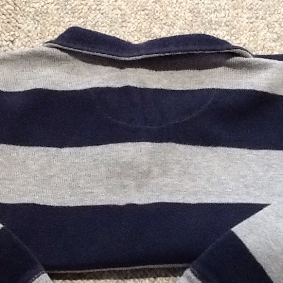 Gap Boys Pull Over - Picture 4 of 5