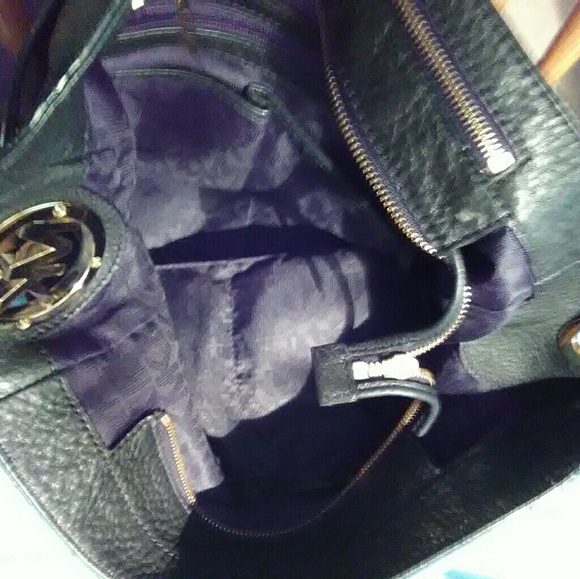 Black leather Micheal Kors hobo purse - Picture 3 of 4