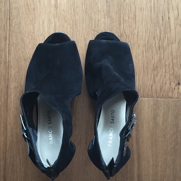 Franco Sarto suede buckle heels - Picture 2 of 8