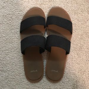 Sanuk sandals