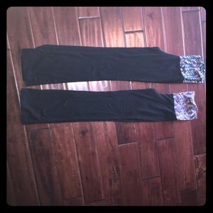2 rue 21 yoga pants
