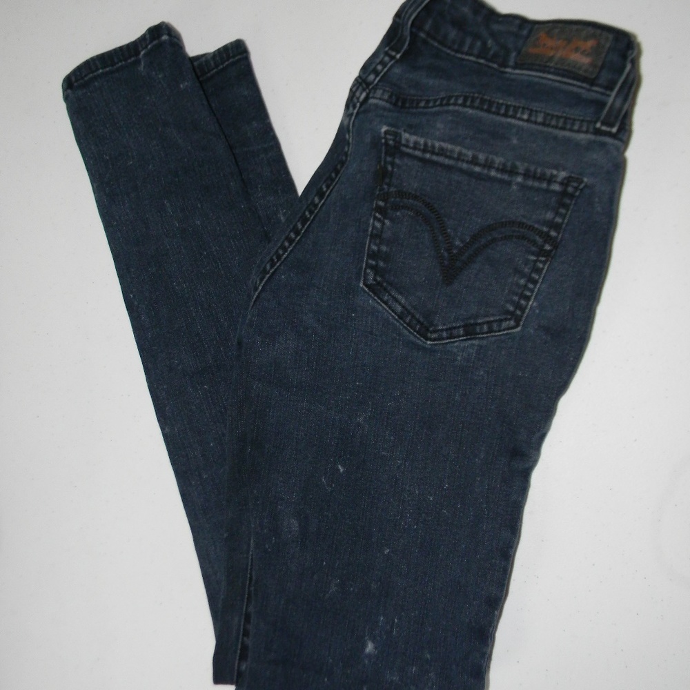535 Levi Skinny Jean