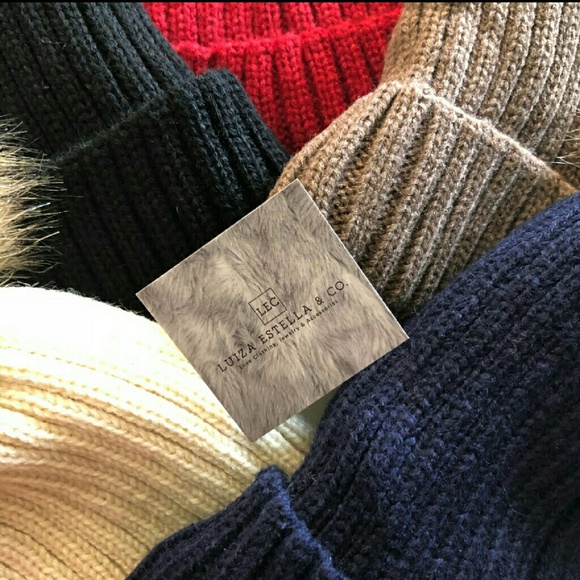 Boutique Hat Clearance - Picture 3 of 4