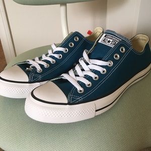 Unisex Converse-Navy Blue