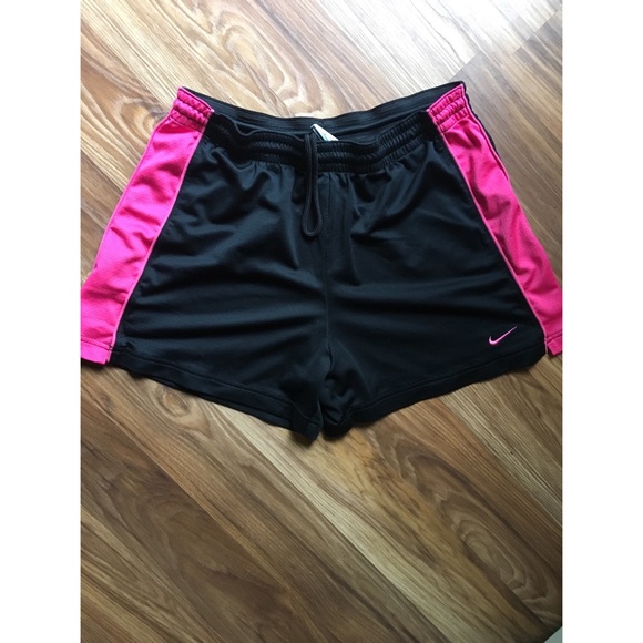 NIKE Drawstring Shorts - Picture 2 of 2