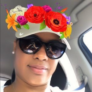 Meet your Posher, Leandra