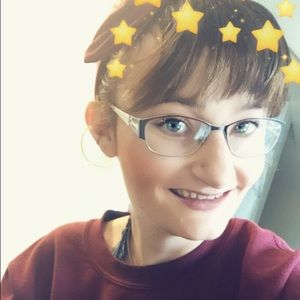 Meet your Posher, Lauren