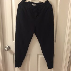 Everlane black sweatpants