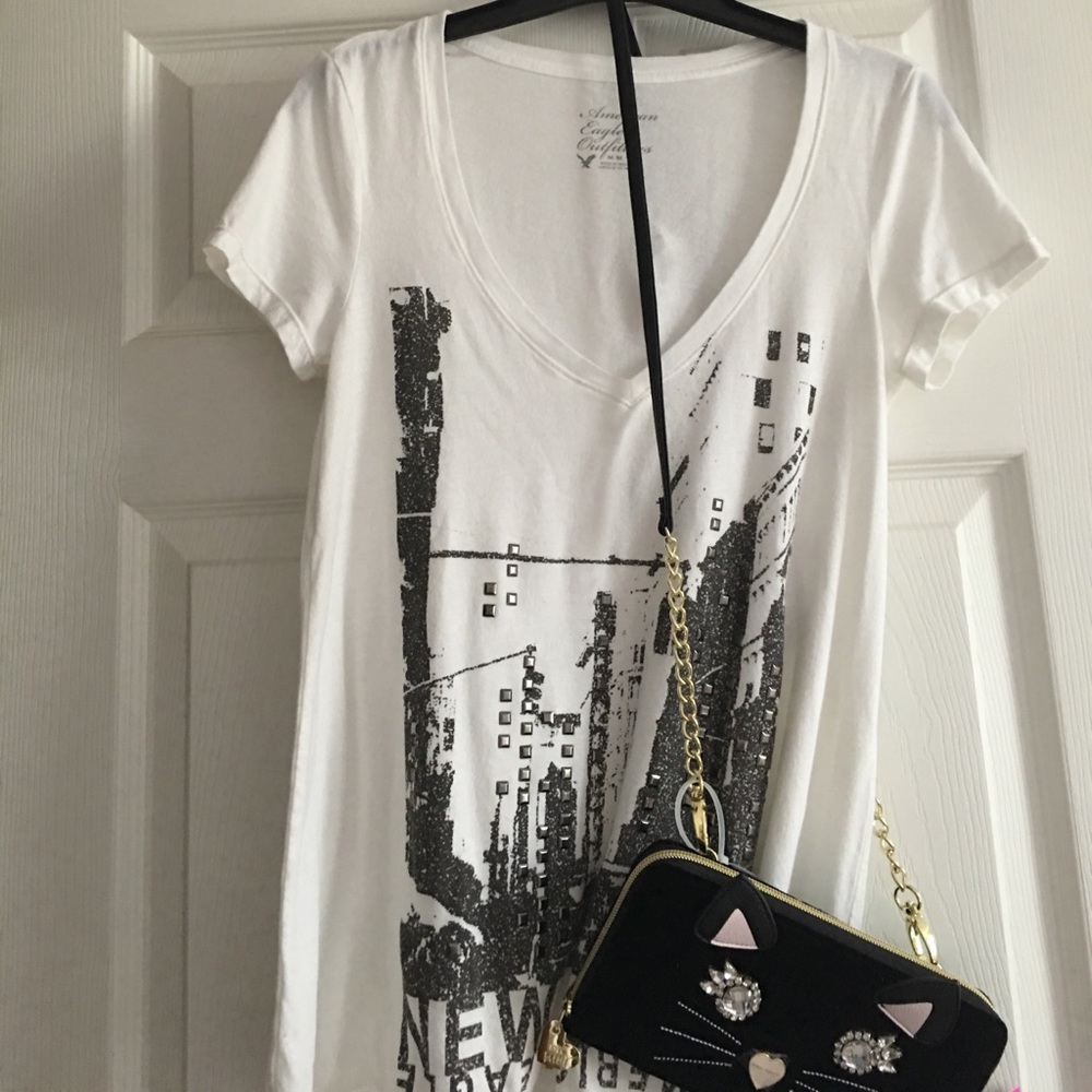 White New York American Eagle T-shirt.  Size Med.