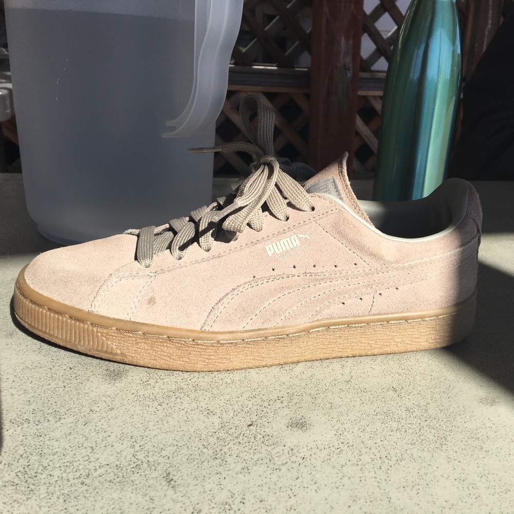 Tan Suede Pumas
