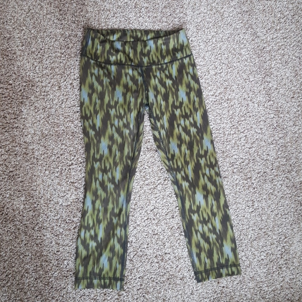 Lululemon crop leggings