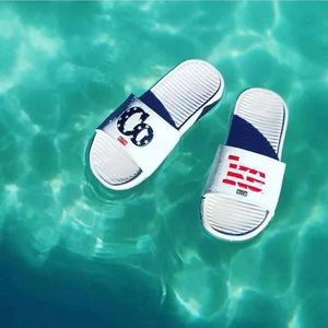 Kith COKE Slides SiZe 7