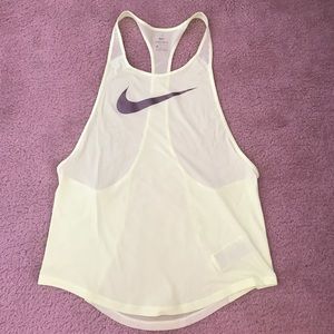 Nike Swoosh Drifit Flow Tank Top