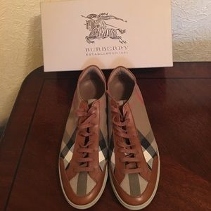 Authentic Burberry Sneaker