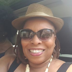 Meet your Posher, Tina