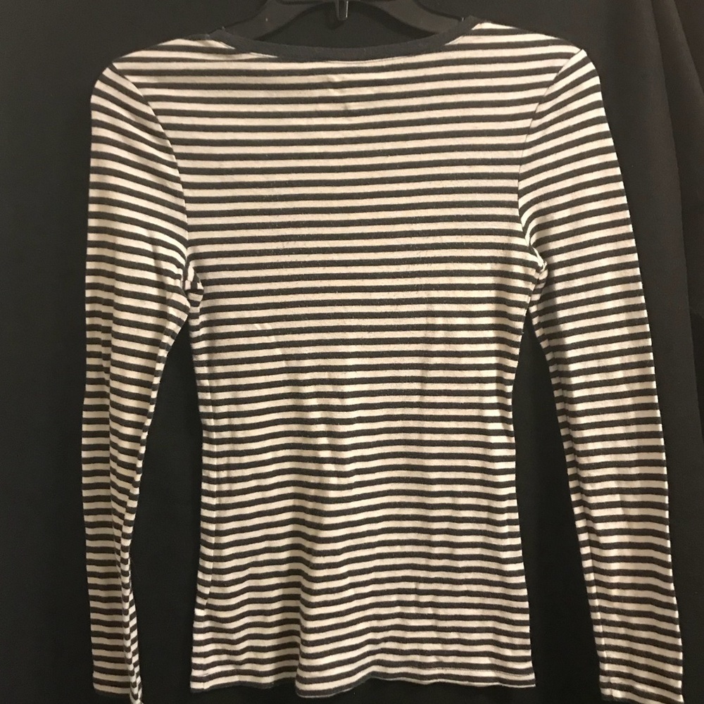 Long sleeve strips shirt