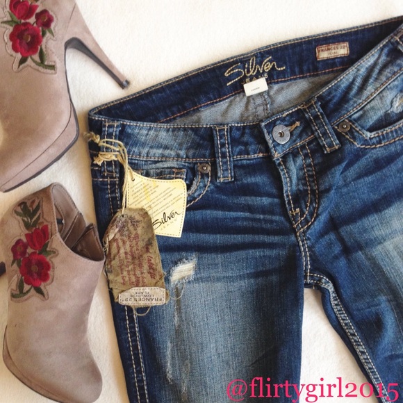 Silver Jeans Denim - Silver Frances 22" Jeans