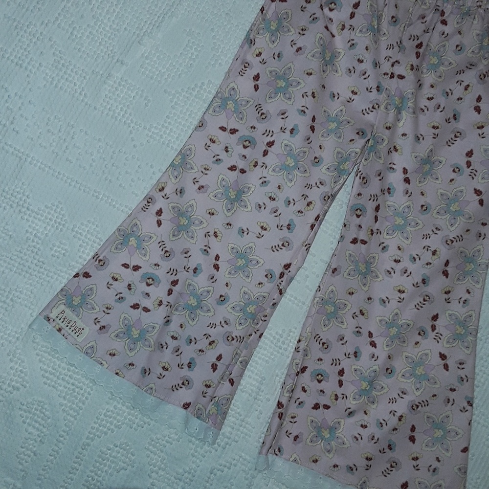 NWOT Pixie Dust Designs pink flower flared pants - Picture 2 of 4