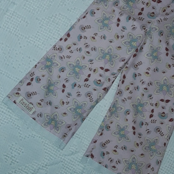 NWOT Pixie Dust Designs pink flower flared pants - Picture 3 of 4