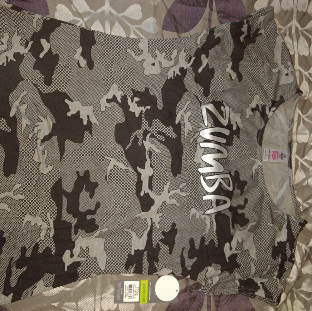 Zumba gray camo top, medium