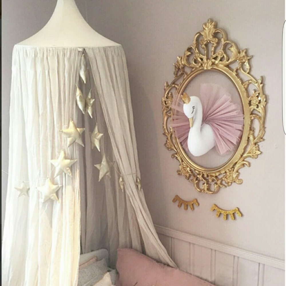 Swan Wall Decor