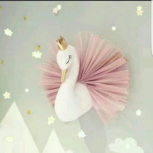 Swan Wall Decor - Picture 2 of 4