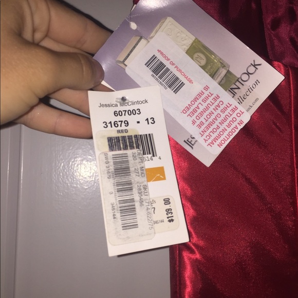 Red Jessica McClintock Prom/Homecoming dress - Picture 3 of 3