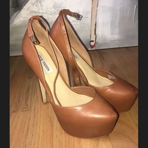 Steve Madden shoes size 8.5
