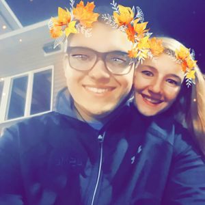 Meet your Posher, Emanuel