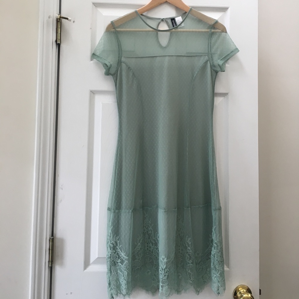 H&M DIVIVED Dress