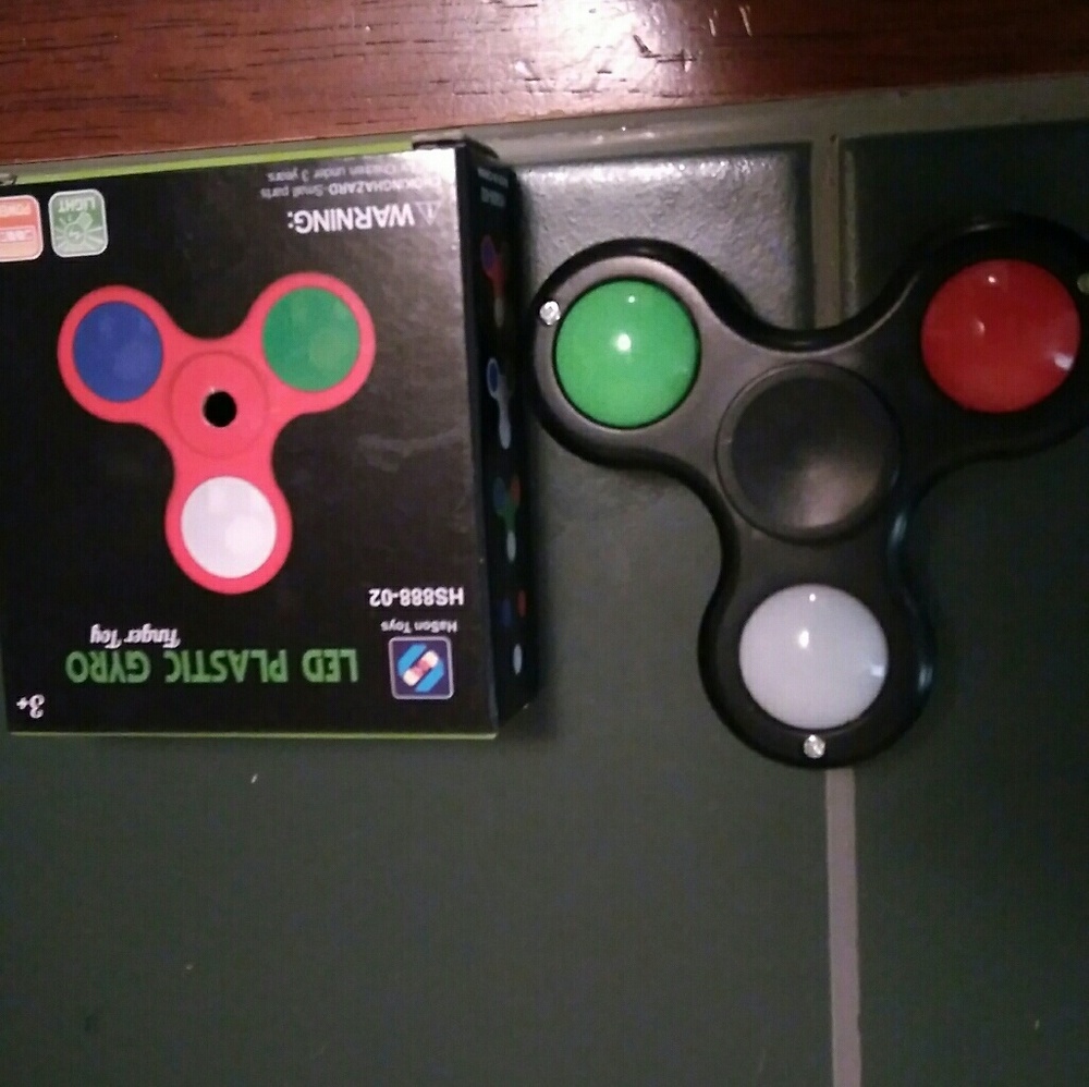 BLACK LED FIDGET SPINNER