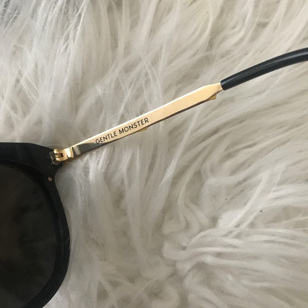 Gentle Monster Sunglasses - Picture 3 of 4