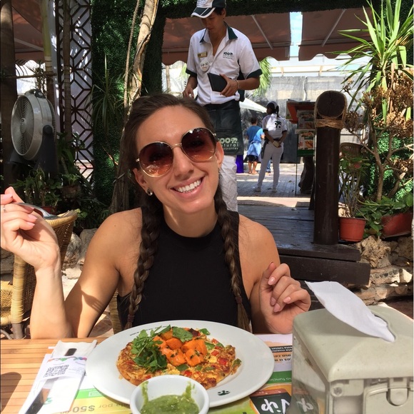 Meet your Posher, Panda - Picture 1 of 1