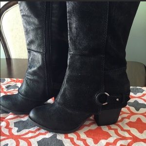 Black fergalicious boots