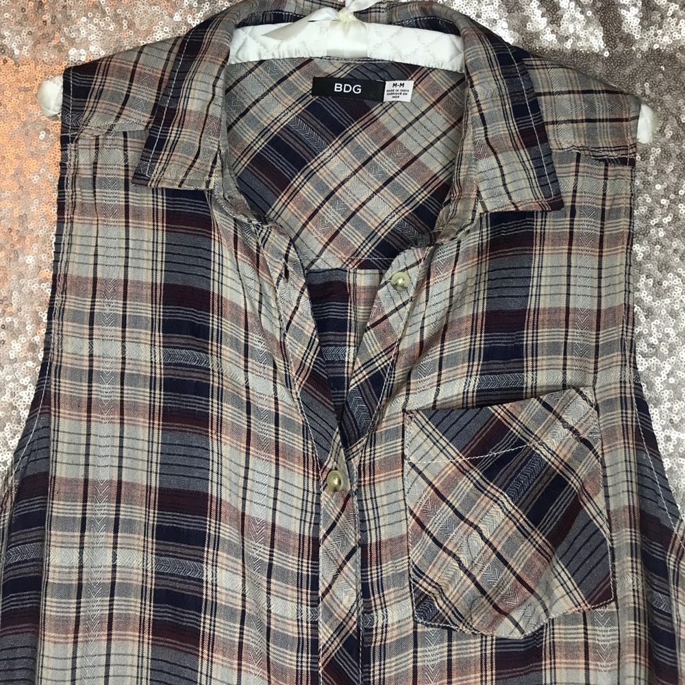 BDG Sleeveless plaid button down shirt