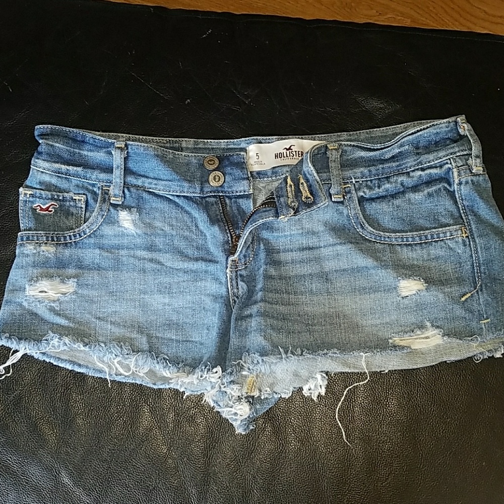 Hollister Size 5 W 27 Distressed Jean Shorts