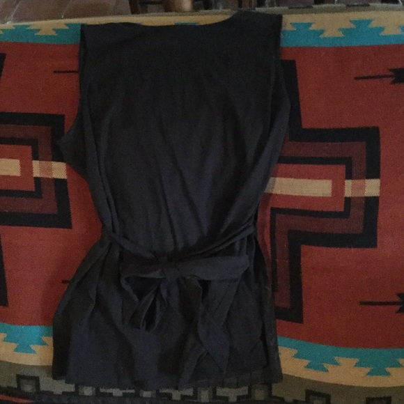 Top - Picture 3 of 3